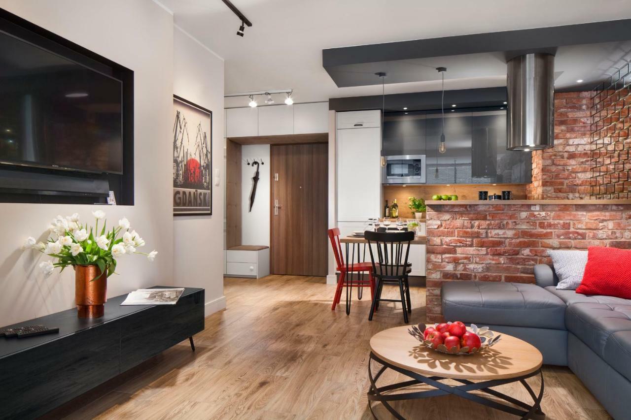 Apartment No 118 *