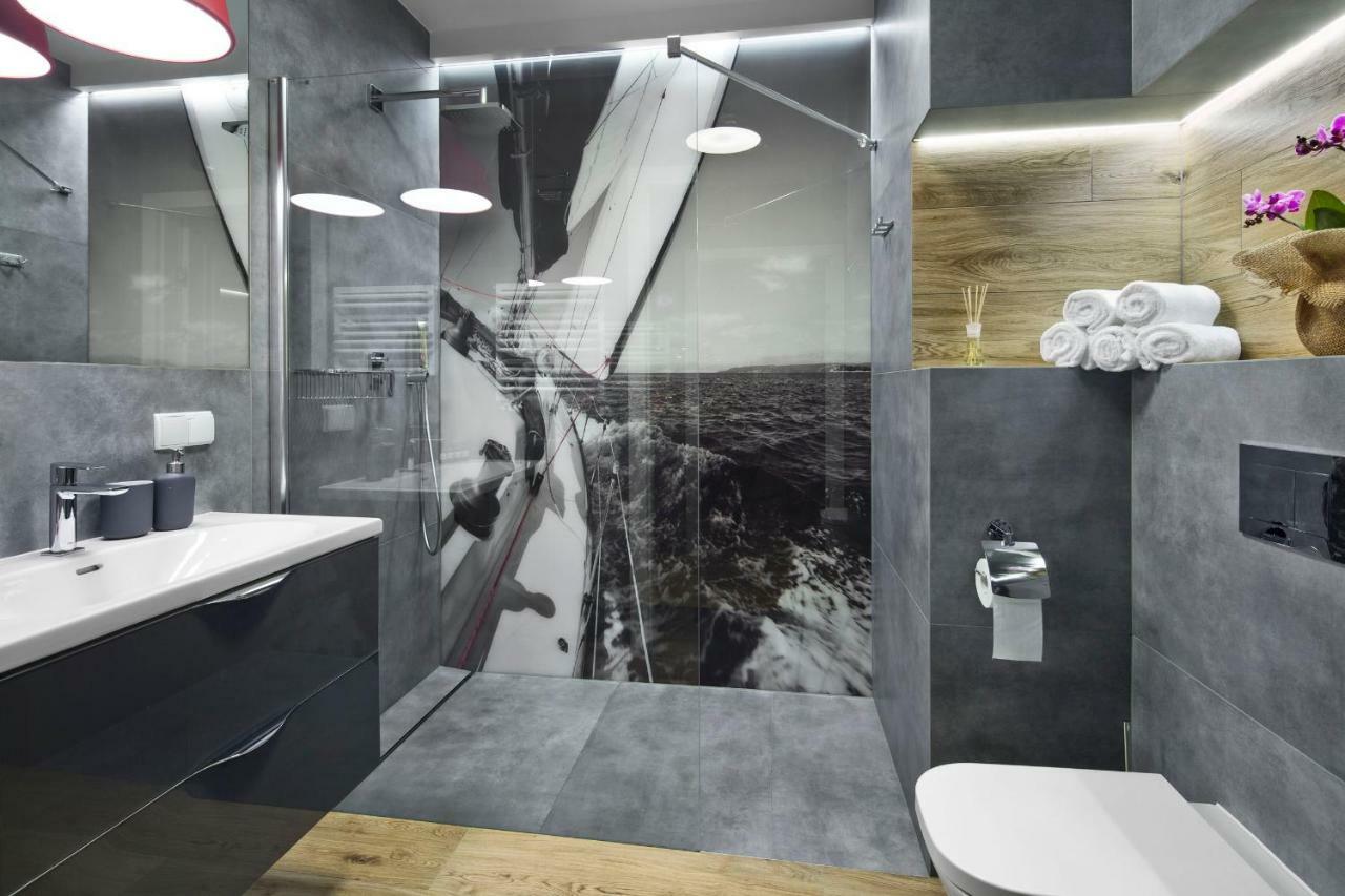 No 118 Apartment *