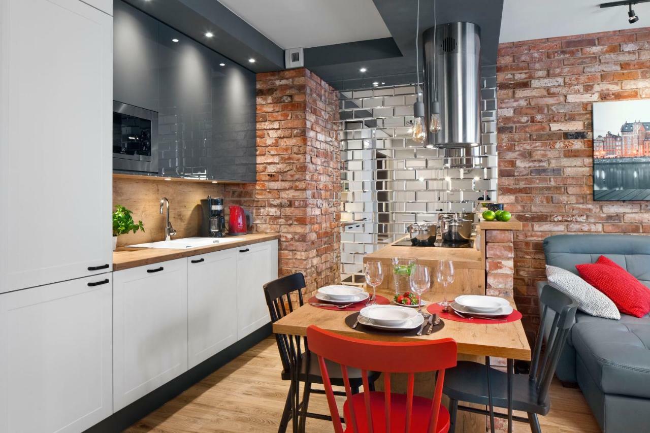 Apartment No 118 *
